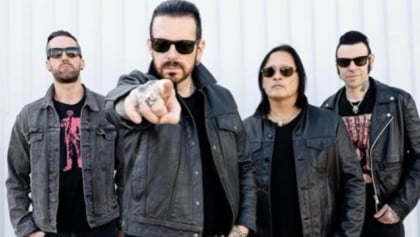 BLACK STAR RIDERS Share New Single 'Pay Dirt'