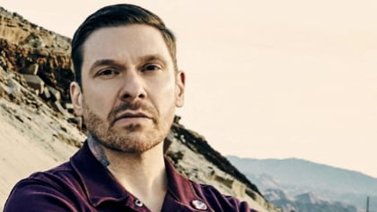 SHINEDOWN's BRENT SMITH: 'I Don't Believe That Freedom Of Speech Should Be Stifled'