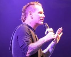 SLIPKNOT's COREY TAYLOR Says He Started Writing His First Novel A Year Ago