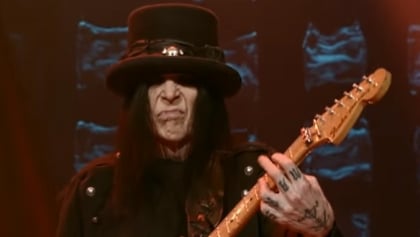 It's Official: MÖTLEY CRÜE Guitarist MICK MARS Retires From Touring