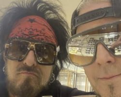 MÖTLEY CRÜE's NIKKI SIXX Explains Decision To Hire JOHN 5 As MICK MARS's Replacement: 'He Checks All The Boxes'