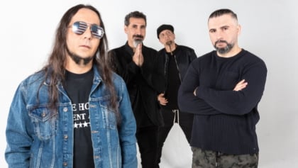 SERJ TANKIAN: SYSTEM OF A DOWN 'Will Be Making An Announcement About Something Next Year'
