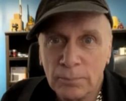 BILLY SHEEHAN Says MR. BIG Has Found New Drummer; 2023 Live Shows In The Works