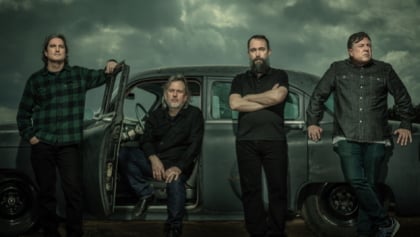 JEAN-PAUL GASTER Explains How CLUTCH's Songwriting Process Is 'Very Much A Collaborative Effort'