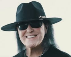 Original AC/DC Singer DAVE EVANS Has No Regrets About His Split With The Band: 'I've Had A Fantastic Career'