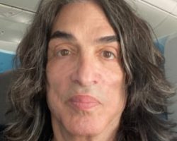 KISS's PAUL STANLEY: 'It Breaks My Heart To See The Cancer Eating Away At The Heart And Soul Of This Amazing Nation'