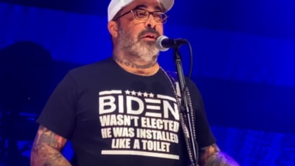 AARON LEWIS Sings 'Let's Go, Brandon', Says 'We Can Make America Great Again' In New Song 'Let's Go Fishin''