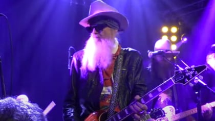 Watch: ZZ TOP's BILLY GIBBONS Joined By JOE BONAMASSA and ROBBY KRIEGER At 73rd-Birthday Jam In Hollywood