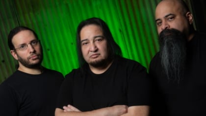 DINO CAZARES Says New FEAR FACTORY Singer Is 36 Years Old And 'Basically Unknown'