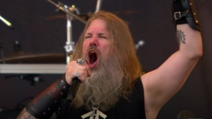 AMON AMARTH's JOHAN HEGG 'Would Love' To Cover METALLICA's 'The Thing That Should Not Be'