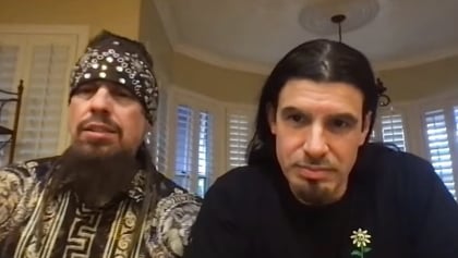 KORN's FIELDY Is 'Not On Drugs', Says His Best Friend And STILLWELL Bandmate