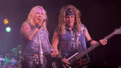 STEEL PANTHER's MICHAEL STARR Praises New Bassist SPYDER: It 'Feels Like We Didn't Even Miss A Beat'