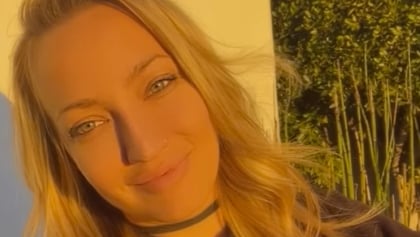 NITA STRAUSS Shares Another Post-Surgery Update, Says She Will Be 'Off Crutches Completely By Friday'