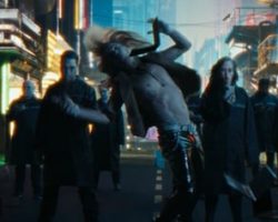 SEBASTIAN BACH Lookalike Gets Hit In Head By Falling Laptop In FALLING IN REVERSE's New Music Video