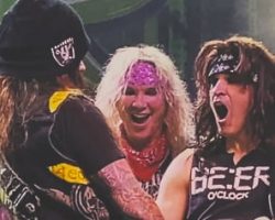 Watch: STEEL PANTHER Joined By Ex-MACHINE HEAD Guitarist PHIL DEMMEL For 'Asian Hooker' Performance In San Francisco