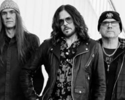 TONY HARNELL Wants To Get New TNT Songs Out This Year