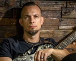 ALTER BRIDGE's MARK TREMONTI: 'EDDIE VAN HALEN Could Be The Most Famous Guitar Player Of All Time'