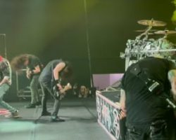 Watch: PANTERA's REX BROWN Joins ANTHRAX On Stage In Albuquerque
