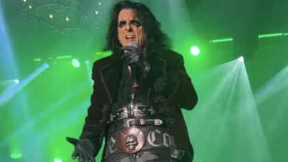 ALICE COOPER's 'School's Out' And 'Killer' Deluxe Editions Due In June