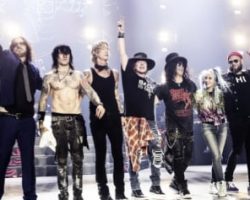 GUNS N' ROSES And AC/DC Make List Of 'Top 10 Tours Of All Time'