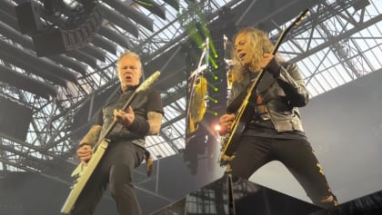 Watch: METALLICA Plays 'You Must Burn!', '72 Seasons' And 'If Darkness Had A Son' At Second Concert Of 'M72' Tour
