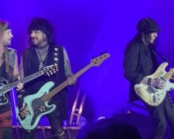 MÖTLEY CRÜE's NIKKI SIXX Says MICK MARS Is 'A Little Bit Confused And Being Misled By Representatives Right Now'
