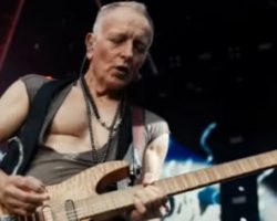 DEF LEPPARD's PHIL COLLEN Says MÖTLEY CRÜE's Guitarist Change 'Worked Out Great': JOHN 5 'Fits In'