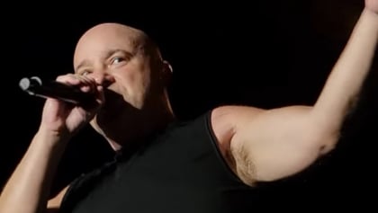 DISTURBED's DAVID DRAIMAN Hopes To Be Able To Keep Performing For Many Years To Come: 'I Still Love Doing It'