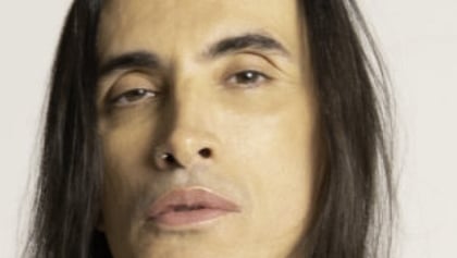 NUNO BETTENCOURT's 'Severe Knee Injury' Forces Cancelation Of EXTREME's Appearance At M3 ROCK FESTIVAL