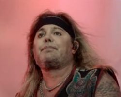 MÖTLEY CRÜE's VINCE NEIL To Serve As Guest Judge On 'Banded: The Musician Competition' Series