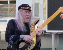 ULI JON ROTH Doesn't Rule Out Playing With SCORPIONS Again: 'I Would Be Open To Anything'
