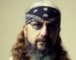 MIKE PORTNOY Says It Would Be 'Nice' If DREAM THEATER Could Bring Back 'Crazy' Setlist Ideas For Upcoming Shows