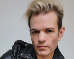 SUM 41's DERYCK WHIBLEY Celebrates 10 Years Of Sobriety