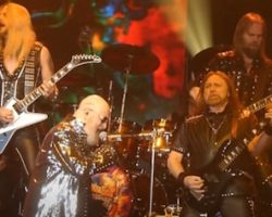 See Front-Row Video Of JUDAS PRIEST's Entire Reading, Pennsylvania Concert