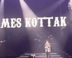 Watch: SCORPIONS Dedicate 'Send Me An Angel' To JAMES KOTTAK At Las Vegas Concert